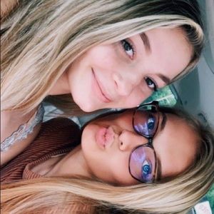 Meet your Posher, Chloe